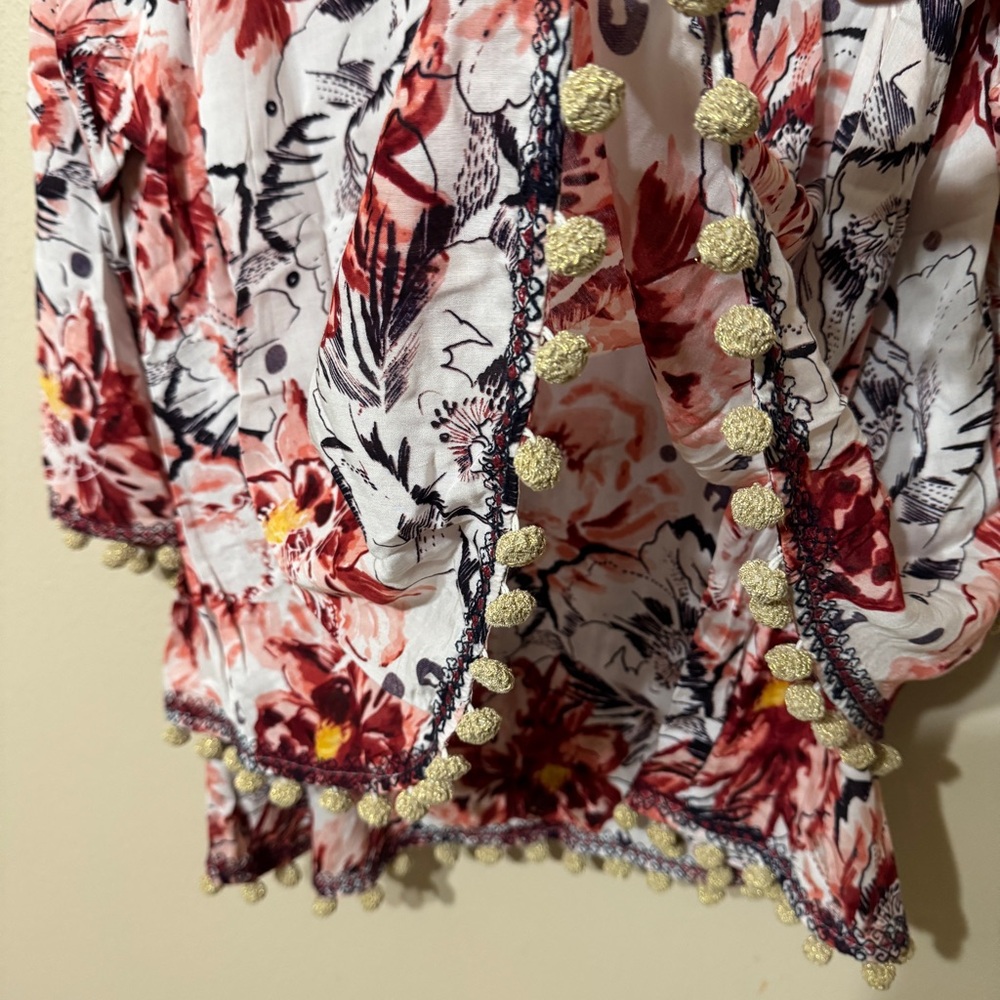 - Soft Surroundings Red and Pink Embellished Bell Sleeve Blouse casual boho - Picture 4 of 15